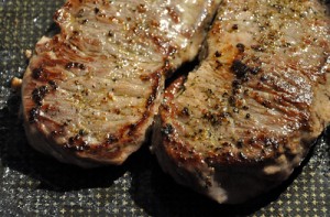Steaks kann man ganz leicht selber marinieren